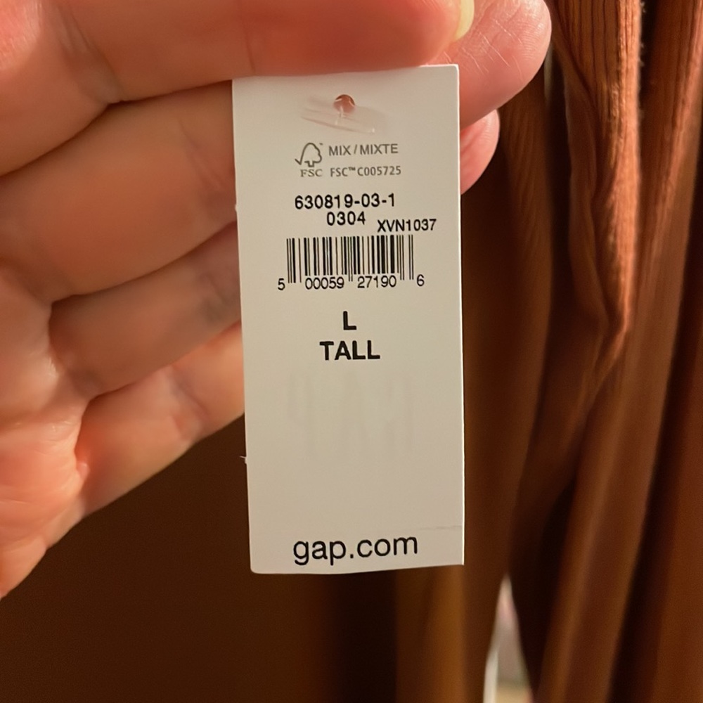 Gap Top - Picture 4 of 4